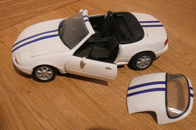 kyosho 1-18 blanche 1ère serie.JPG